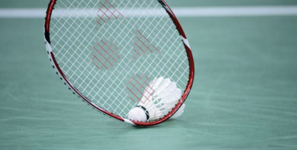 17-jarige chinese badmintonspeler zakt in elkaar bij wedstrijd en overlijdt