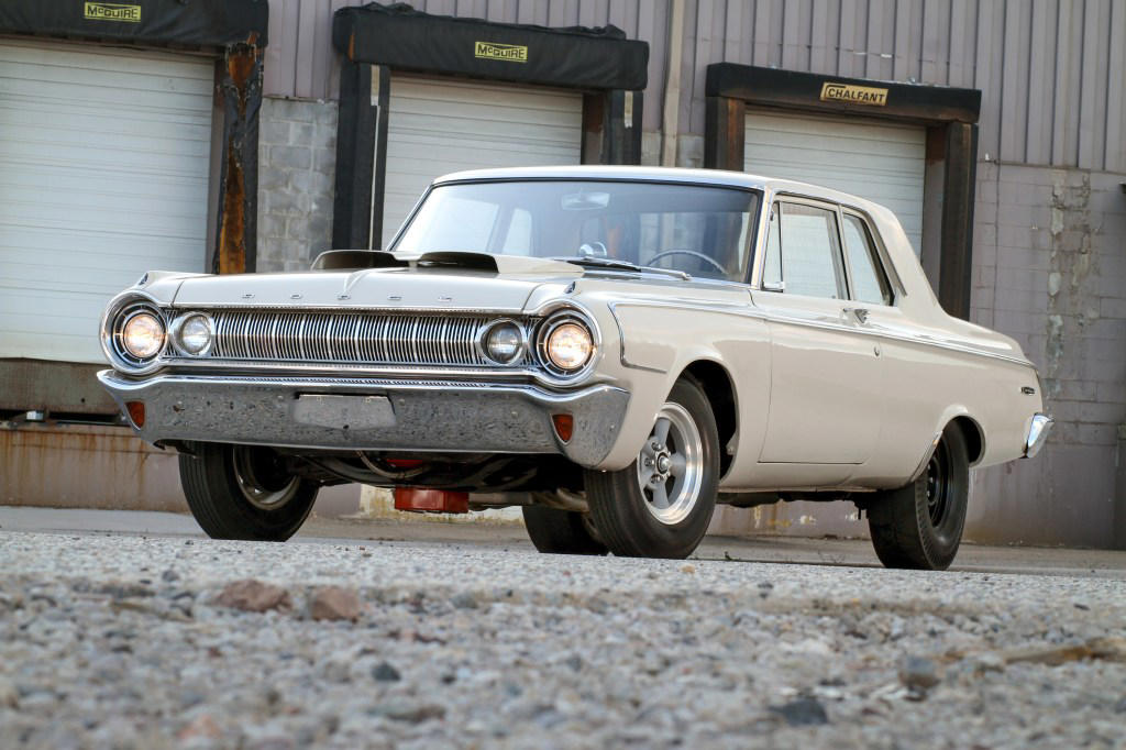 super stock style for a street-driven ’64 dodge 330