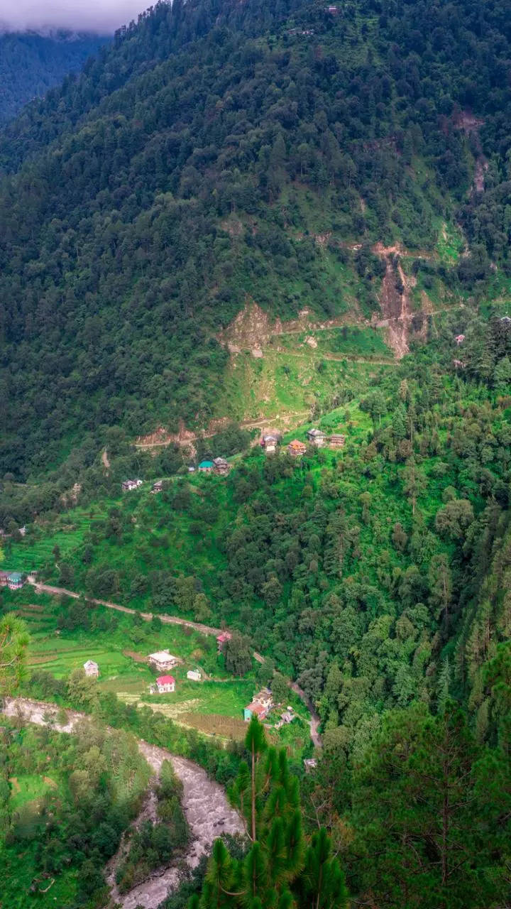 <p>Barot is a hidden gem in Mandi district. This stunning village is noted for its green landscapes and trout-filled Uhl River. It's a heaven for nature lovers, offering opportunities for hiking and camping.</p>