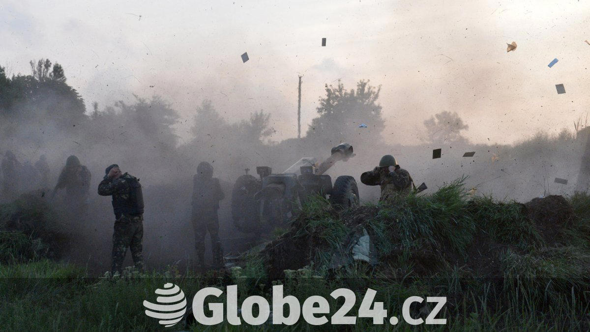 kreml znepokojuje, že ukrajina údajně přesouvá armádu k běloruským hranicím