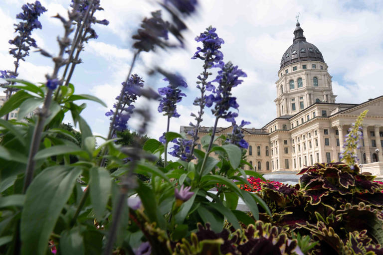 It has a clear lake and trails. Now Kansas' new state park is getting ...