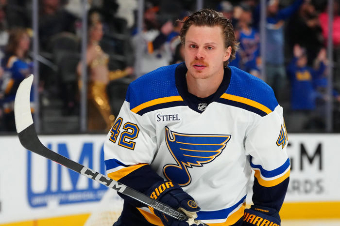 blues re-sign former first-round pick