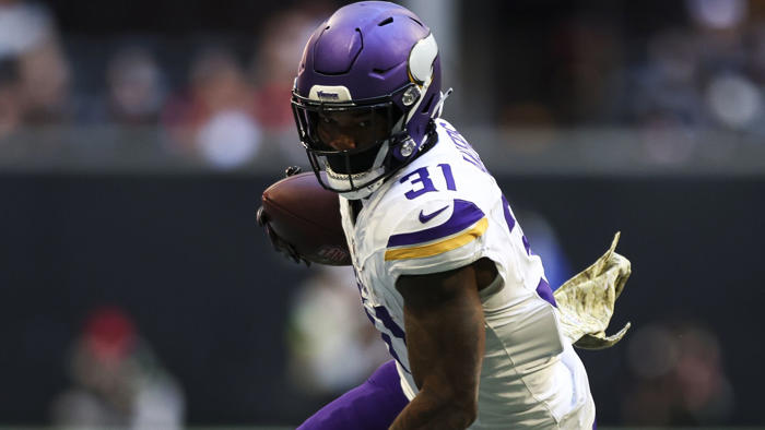 report: vikings to re-sign cam akers pending results of physical