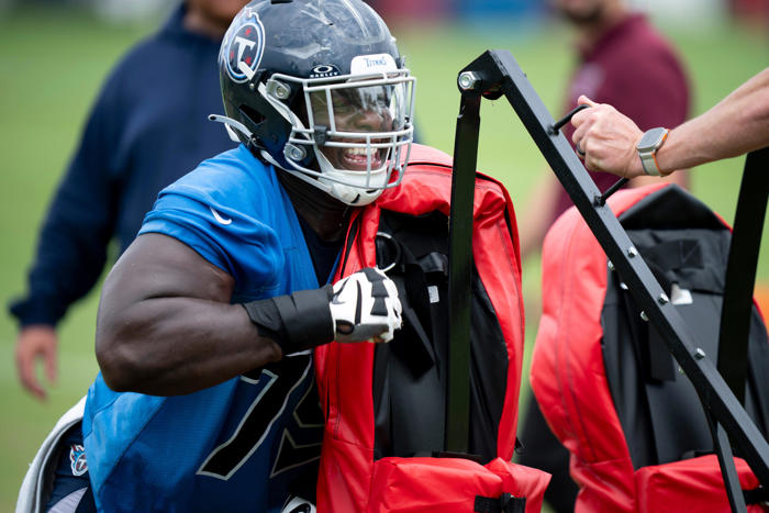 titans get no love in pro football focus' offensive line rankings