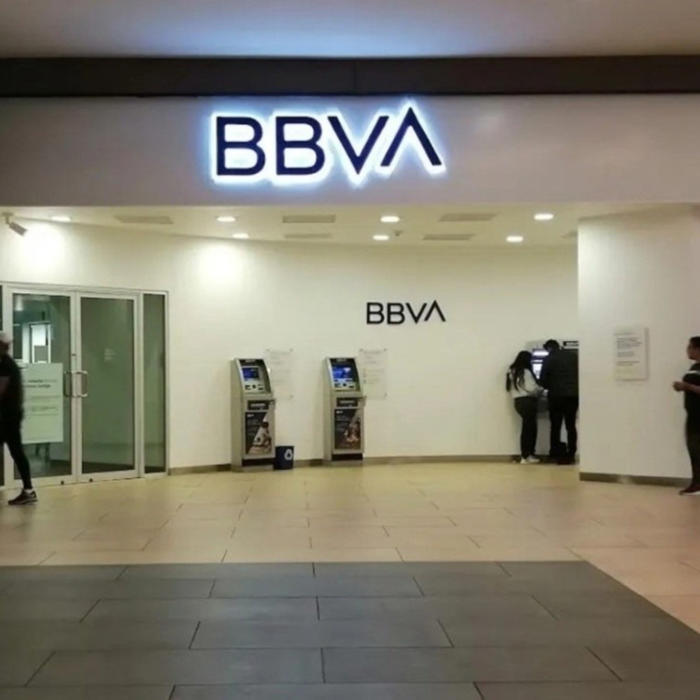 bbva confirma cierres definitivos en méxico y revela motivo