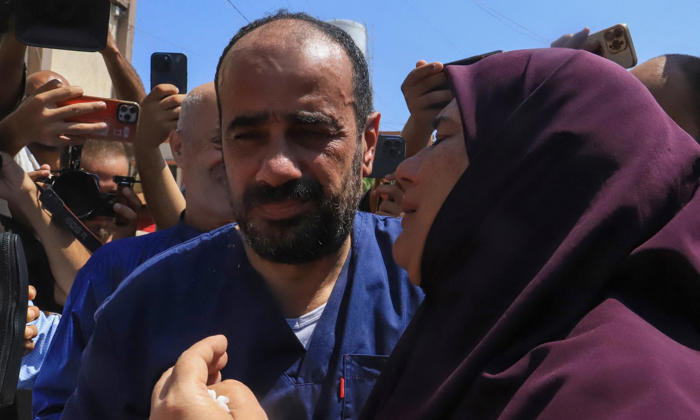 freed gaza hospital head accuses israel of repeated torture