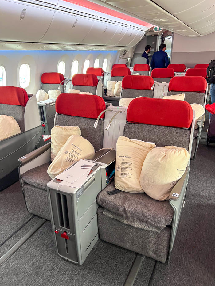 my latam business class experience from santiago to rapa nui (easter island)