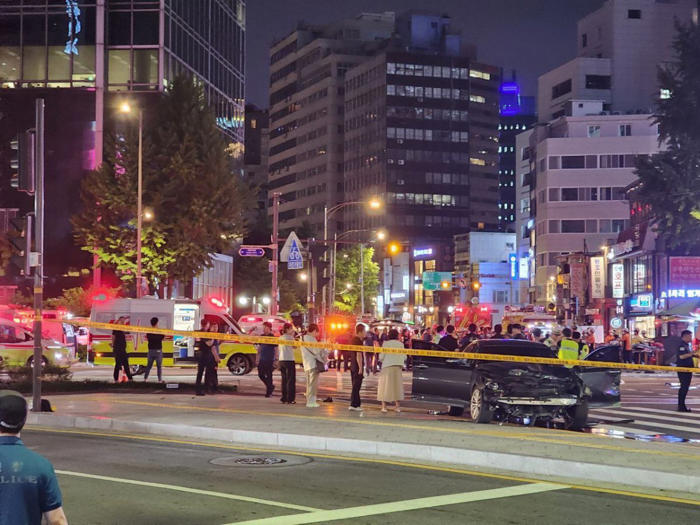 [속보]서울시청 앞 교차로서 대형 교통사고 발생…현황 파악 중