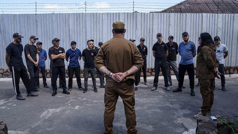 no comment : mobilisation de prisonniers en ukraine