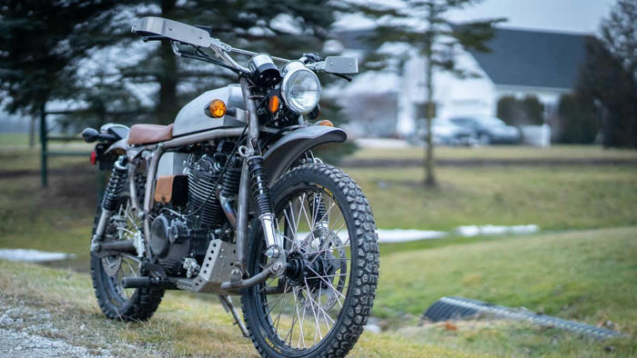 here's the janus gryffin 450, a killer-looking '50s style scrambler