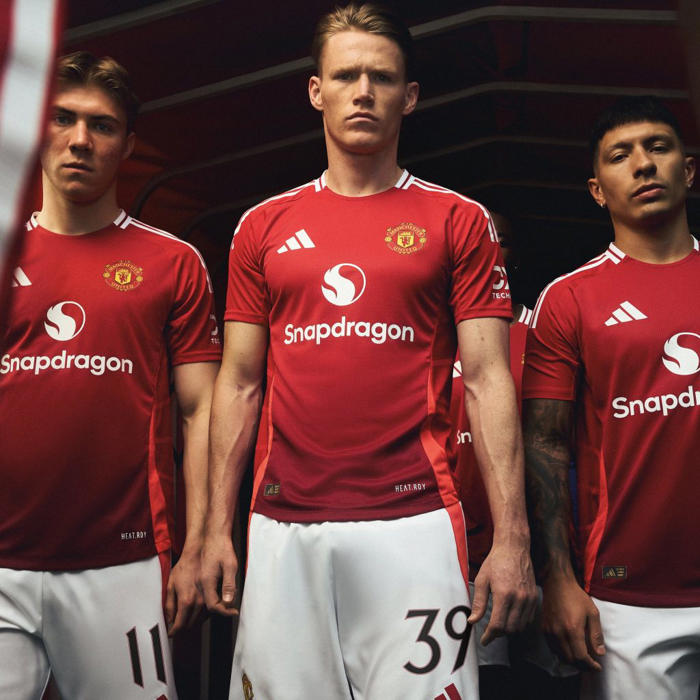 photos: manchester united unveil new home kit for 2024/25 season