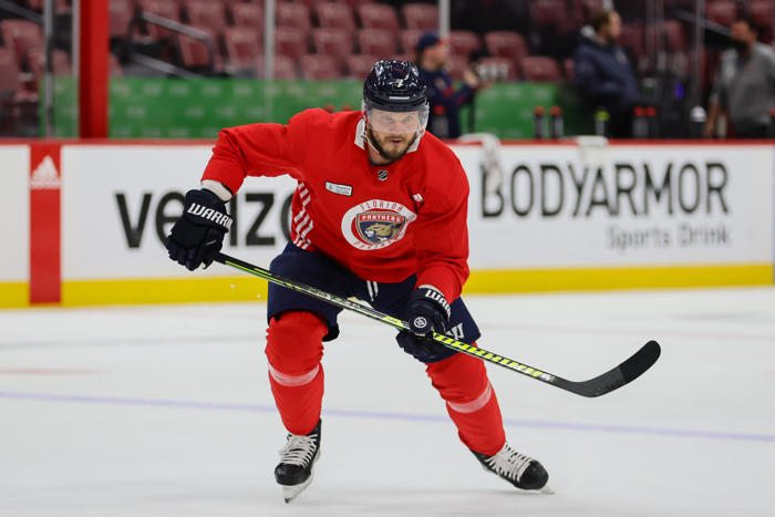 panthers re-sign veteran defenseman to four-year extension