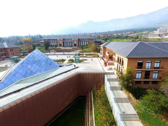 el millonario proyecto de ampliación de la universidad de los andes