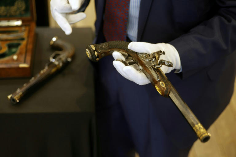 pistolen von napoleon werden in frankreich versteigert