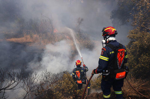 yunanistanda 24 saatte 52 orman yangını