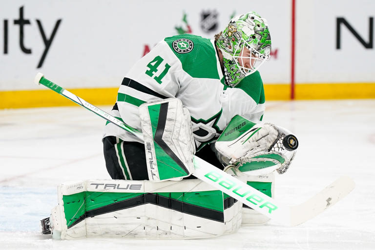 Nashville Predators sign goaltender Scott Wedgewood to two-year, $3 ...