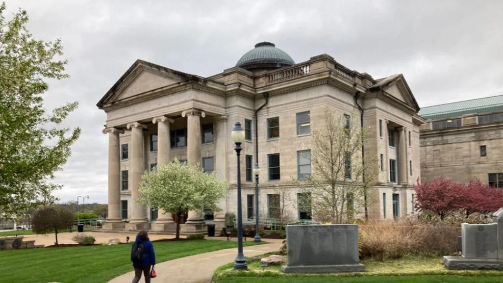 Boone County officials accepting applications for senior citizen tax