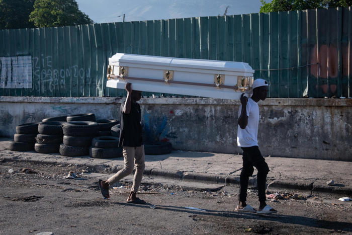 veinte personas asesinadas por bandas armadas pese a presencia de tropas kenianas en haití