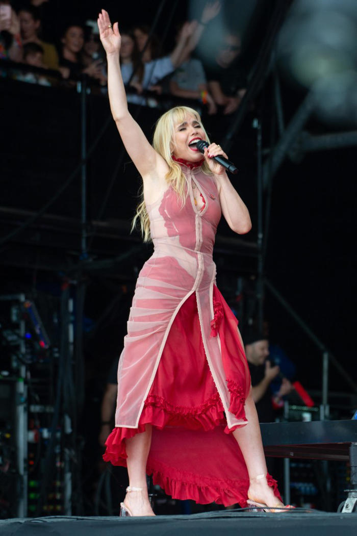 paloma faith brings back the see-through trend in clear sandal heels at glastonbury festival 2024