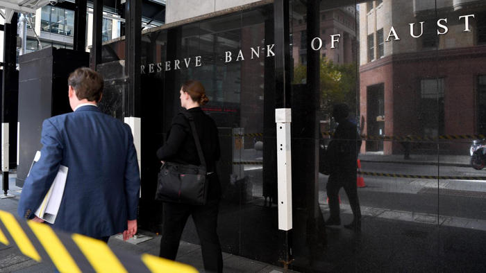 rba minutes to be dissected for interest rate clues