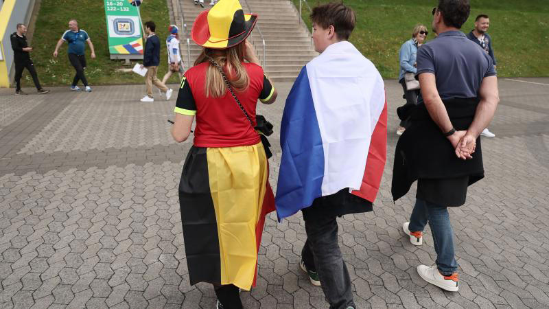 echauffourées entre fans belges et français