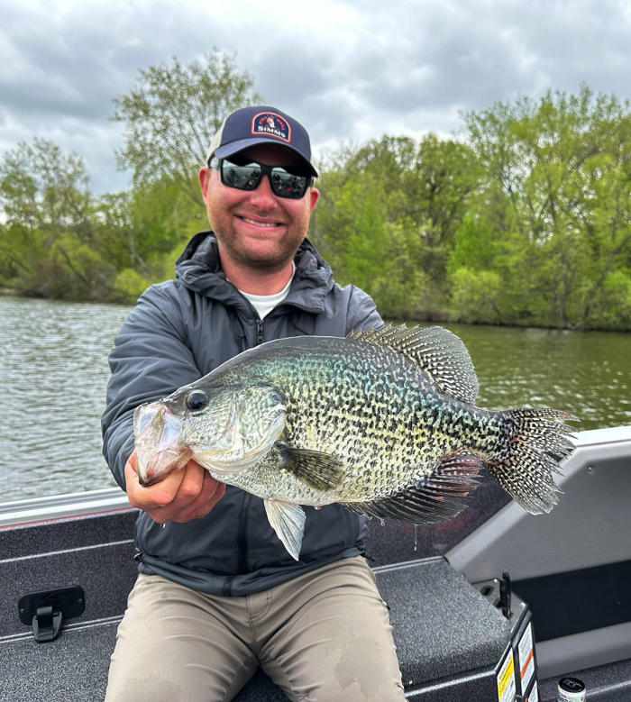 minnesota angler breaks his own state record with 17.5-inch crappie