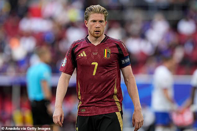 kevin de bruyne slams 'stupid' questions from journalist over belgium's 'failed golden generation' - as the man city star is labelled as a 'spoilt brat' after euro 2024 exit by france