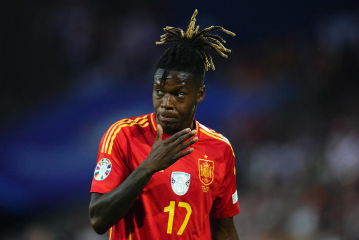spain star nico williams responds to chelsea transfer approach