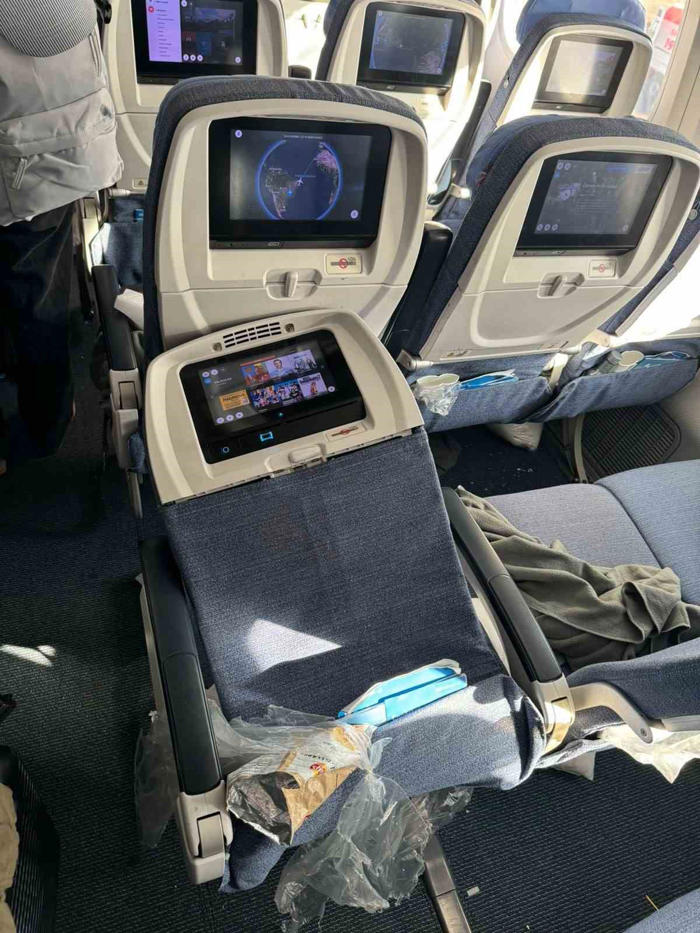 i̇spanya-uruguay seferini yapan yolcu uçağı türbülansa girdi: 30 yaralı