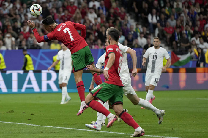 ronaldo frustrated and portugal 0-0 with slovenia at halftime in euro 2024 last 16