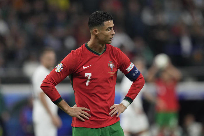 portugal and slovenia head into extra time at 0-0 in euro 2024 round of 16