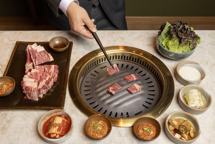 explore downtown chicago’s luxurious new korean steakhouse