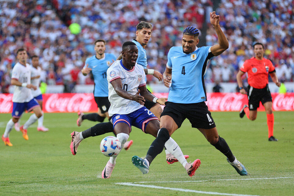 copa américa: sin marcelo bielsa, uruguay sacó del torneo al anfitrión