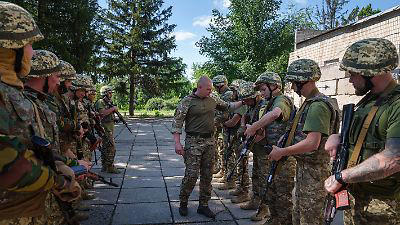 bewährung gegen kriegseinsatz: ukraine hat mehr als 3000 häftlinge rekrutiert
