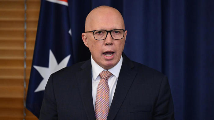 dutton threatens coles, woolies break-up over prices