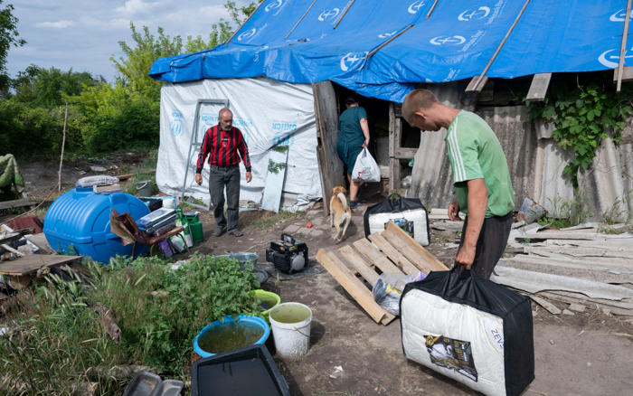 ukrainians return to shattered villages, to eke out lives in the shells of homes
