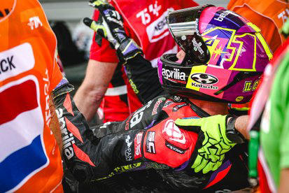 honda signs retiring espargaro to expand motogp test team