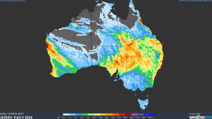 unusual weather system to drench aussies