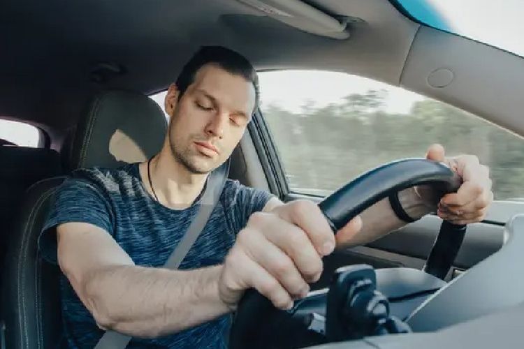 5 cara hindari microsleep saat berkendara jauh