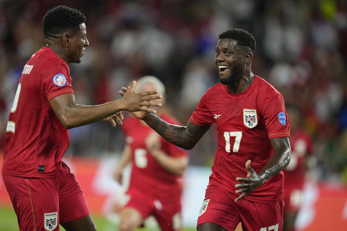 panama beats bolivia 3-1 to reach knockout rounds and help eliminate the u.s. from copa america