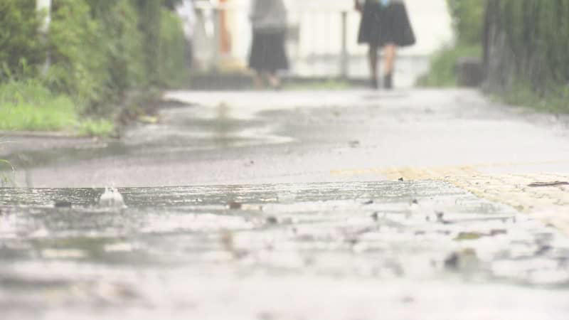 土砂災害に警戒を 局地的に雷を伴った激しい雨も 広島