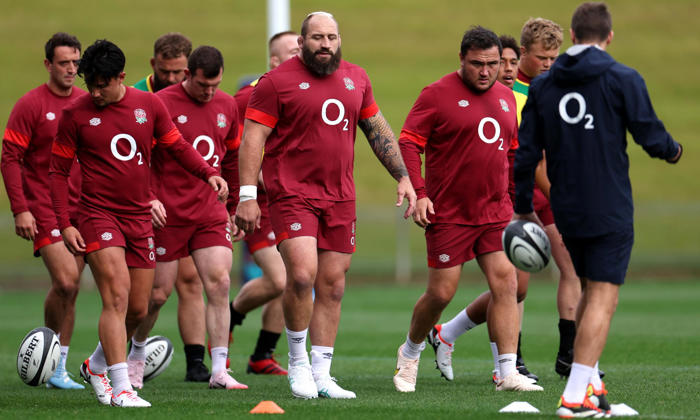 england bolster starting xv as dan cole benched for first test in new zealand