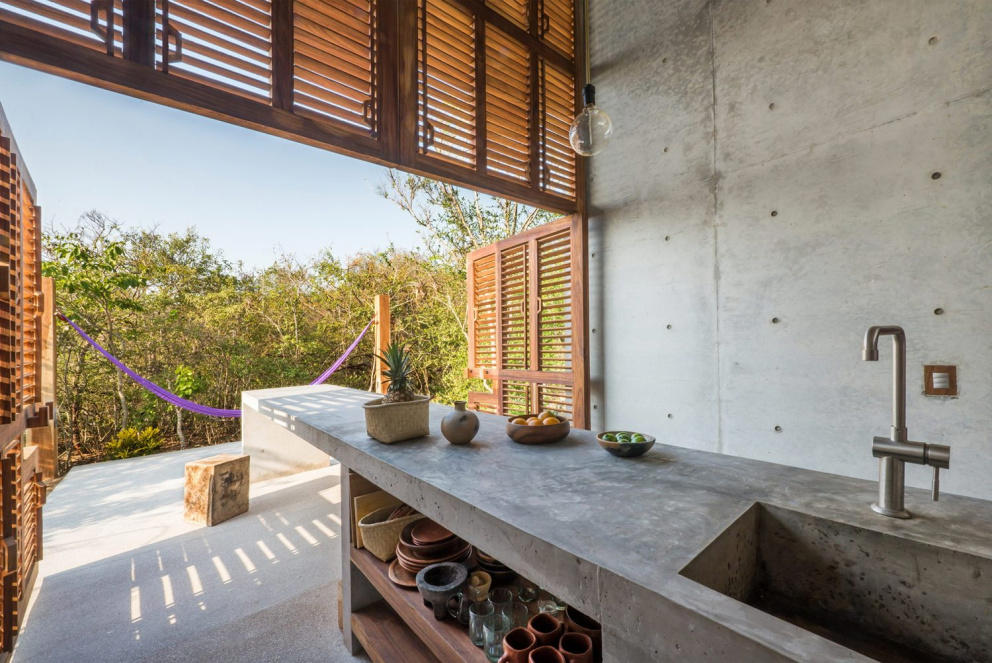 pohádkový domek, který ani vlk nesfoukne: jak sedmadvacetiletá architekta postavila betonový zázrak