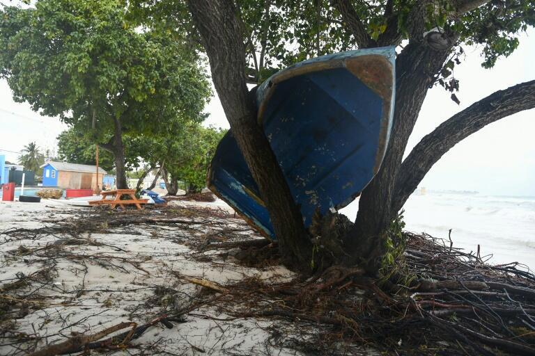 颶風貝羅襲加勒比海 增強為最高5級風暴