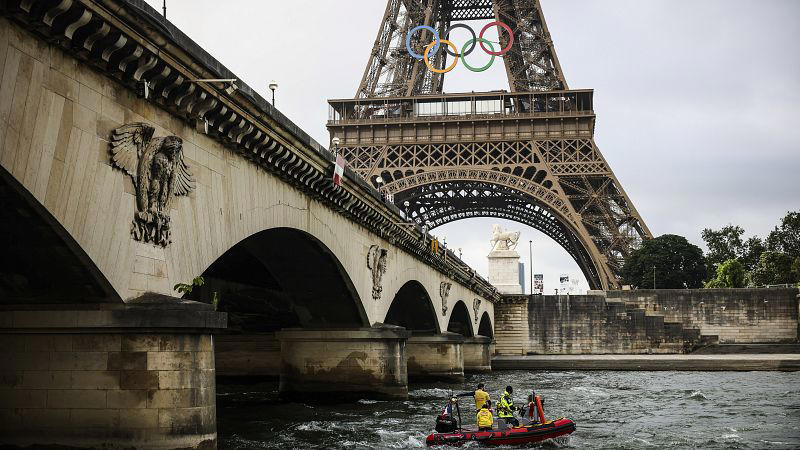 παρίσι: οι τουρίστες «το έσκασαν»- μειωμένη η τουριστική κίνηση λόγω ολυμπιακών αγώνων