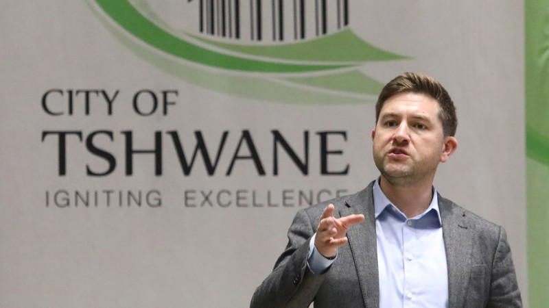 tshwane wants new senior manager at cost of r3 million