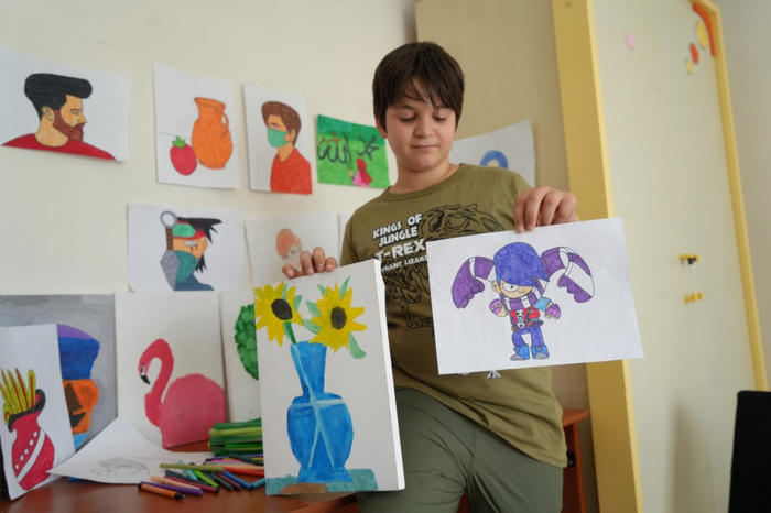 10 yaşındaki küçük yetenek yaptığı resimlerle kendine hayran bırakıyor