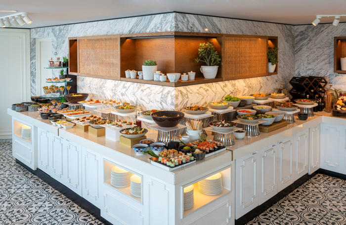 al dawaar revolving restaurant at hyatt regency dubai revolves into summer 2024 with new dining experiences