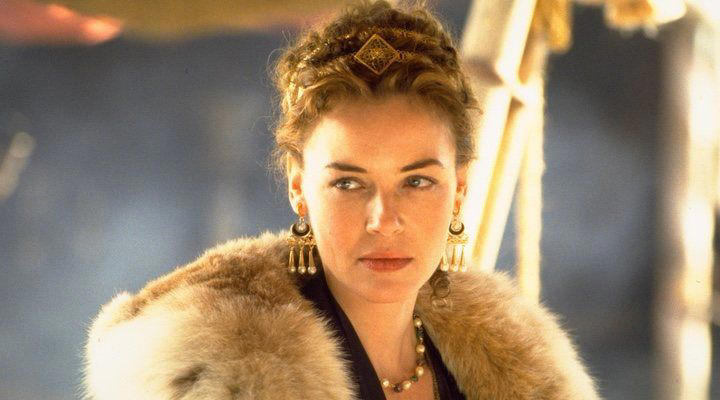 las primeras imágenes de la actriz connie nielsen (lucilla en 'gladiator') 24 años después de la
