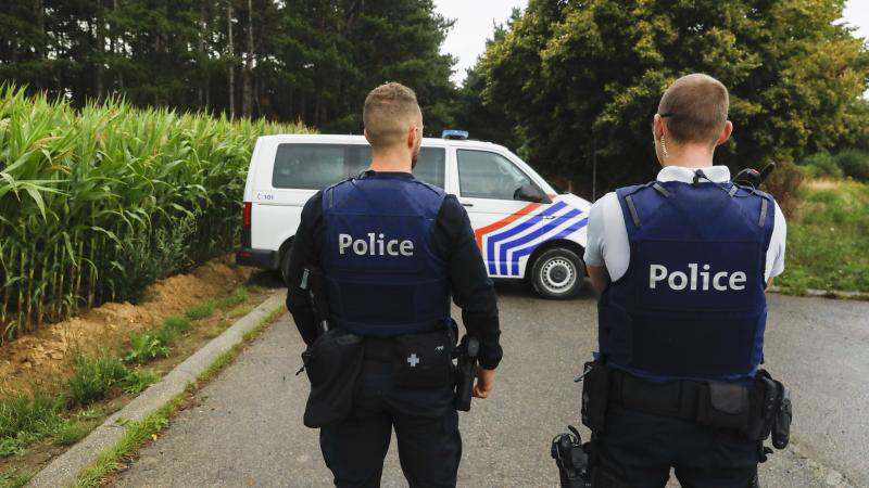 treize suspects arrêtés lors d’une opération menée dans cinq pays européens